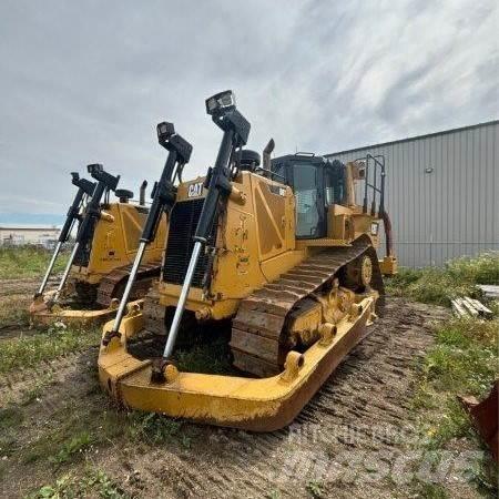 CAT D8T Buldozer sobre oruga