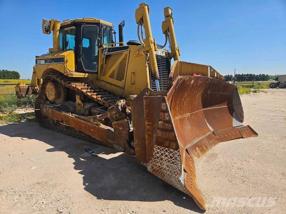 CAT D8T Buldozer sobre oruga