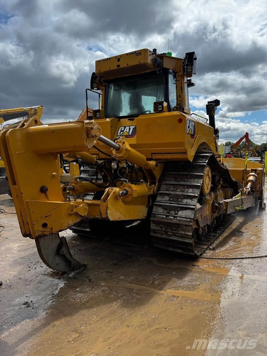 CAT D8T Buldozer sobre oruga