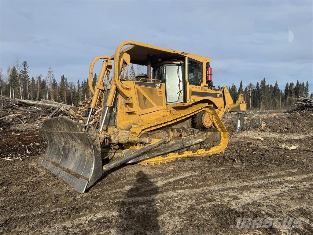 CAT D8T A Buldozer sobre oruga
