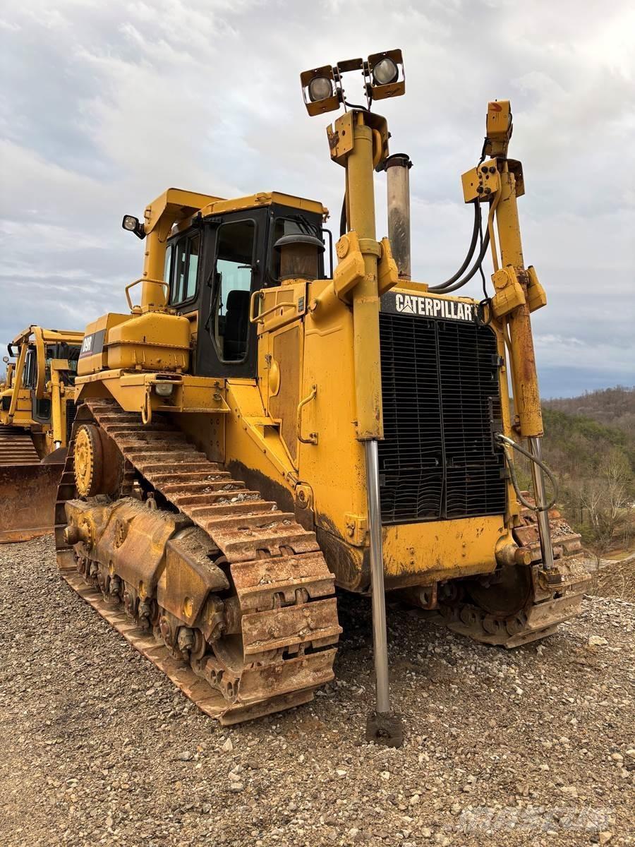 CAT D9R Buldozer sobre oruga