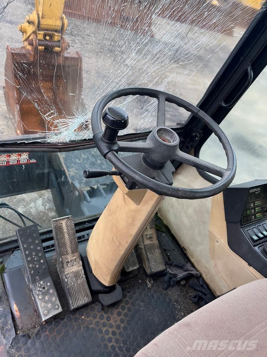 CAT M318 Excavadoras de ruedas