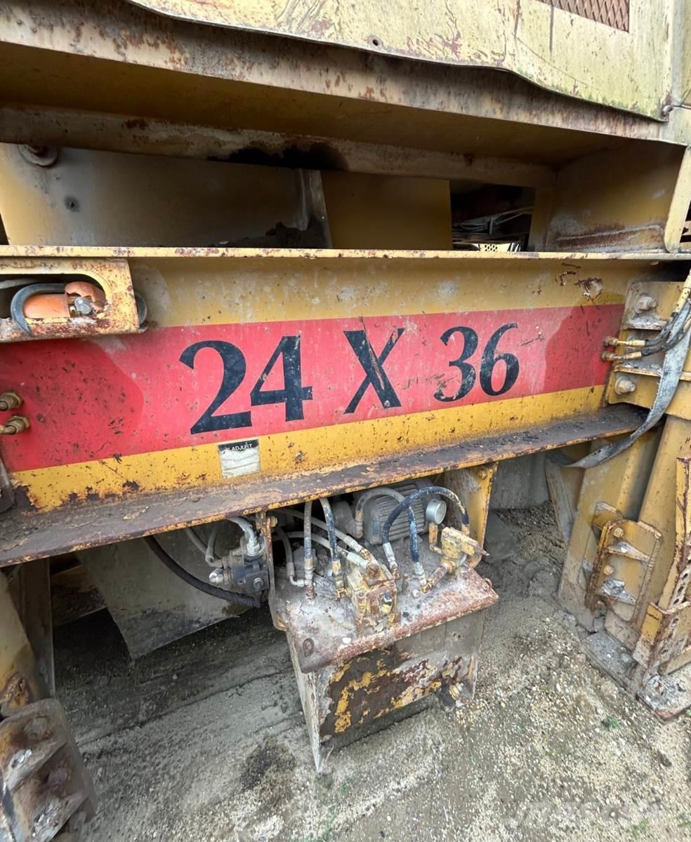 CEC 24X36 Trituradoras