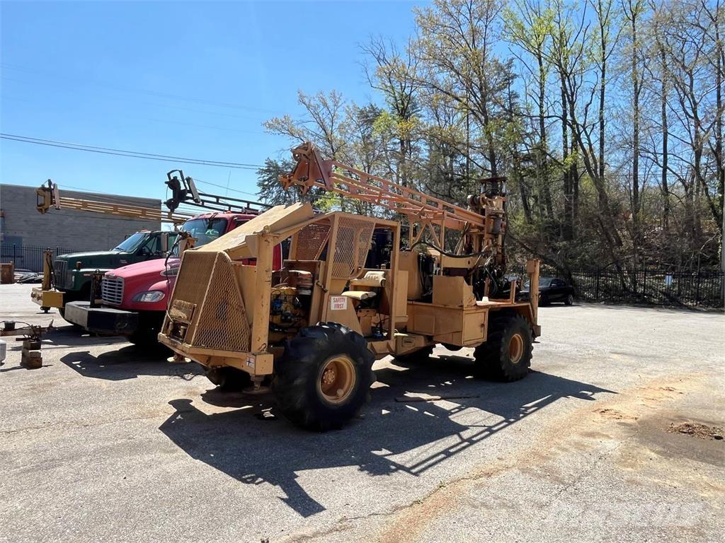  CME 45B Otros equipos de perforación