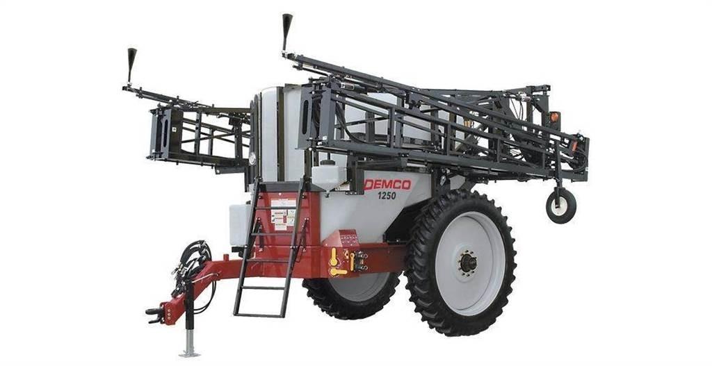 Demco 1250 Pulverizadores arrastrados