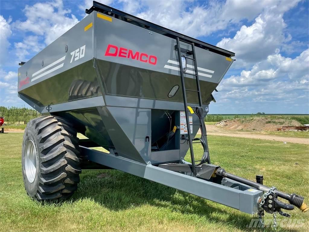 Demco 750 Carros de trasladar grano