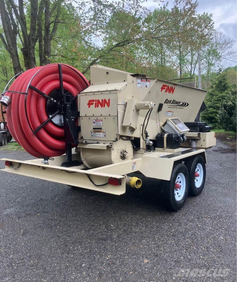 Finn BB302 Vehículos municipales multiusos