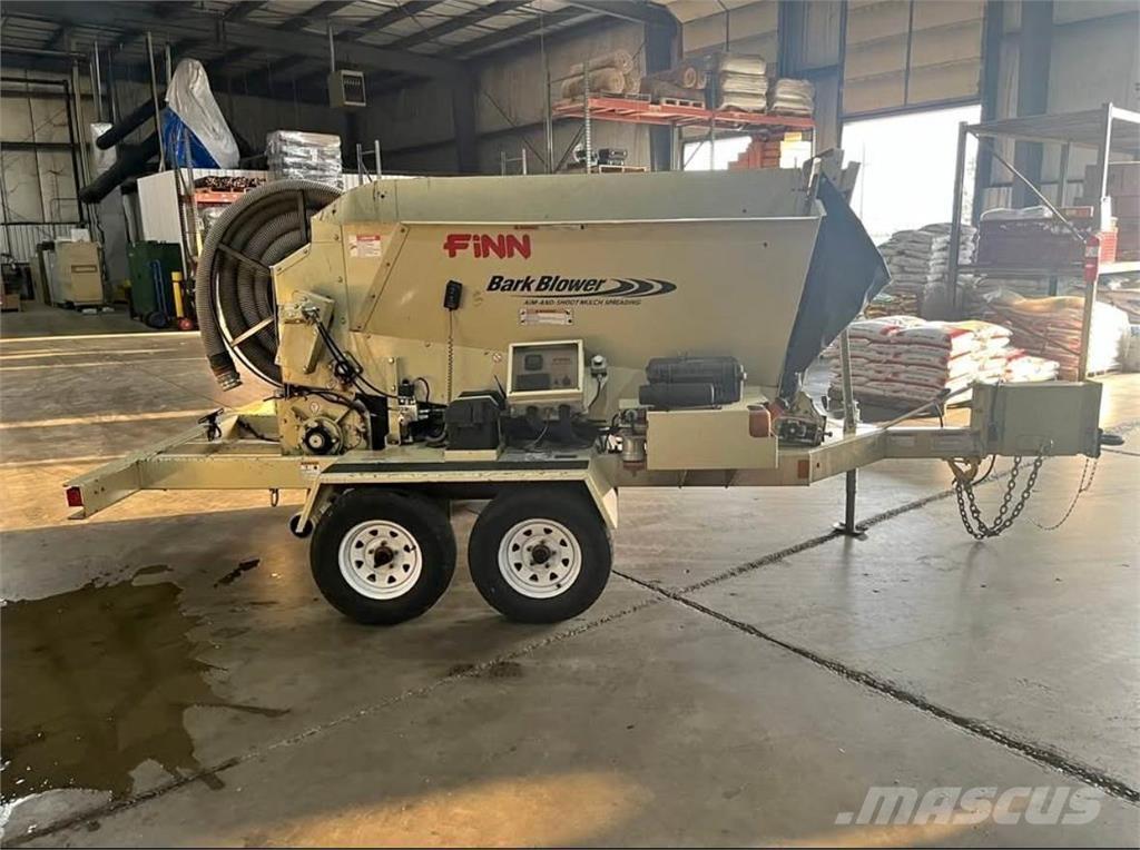 Finn BB302 Vehículos municipales multiusos