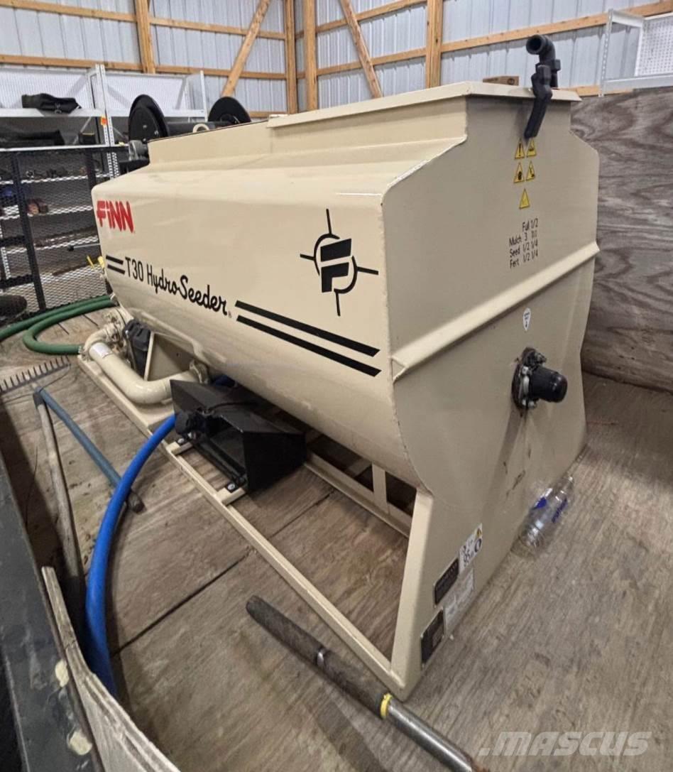 Finn T30 Tolvas receptoras, sopladoras y elevadoras