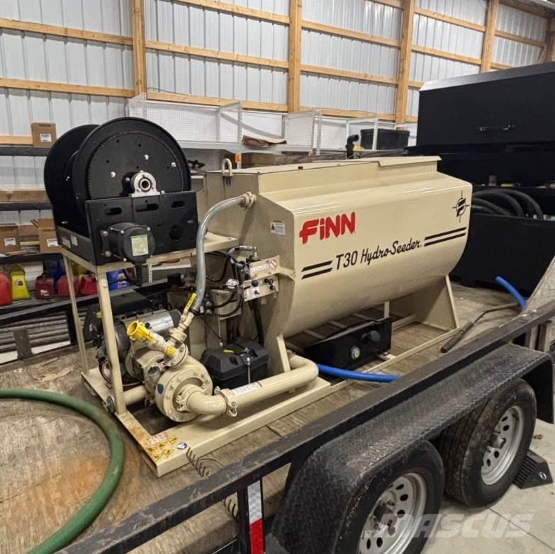 Finn T30 Tolvas receptoras, sopladoras y elevadoras