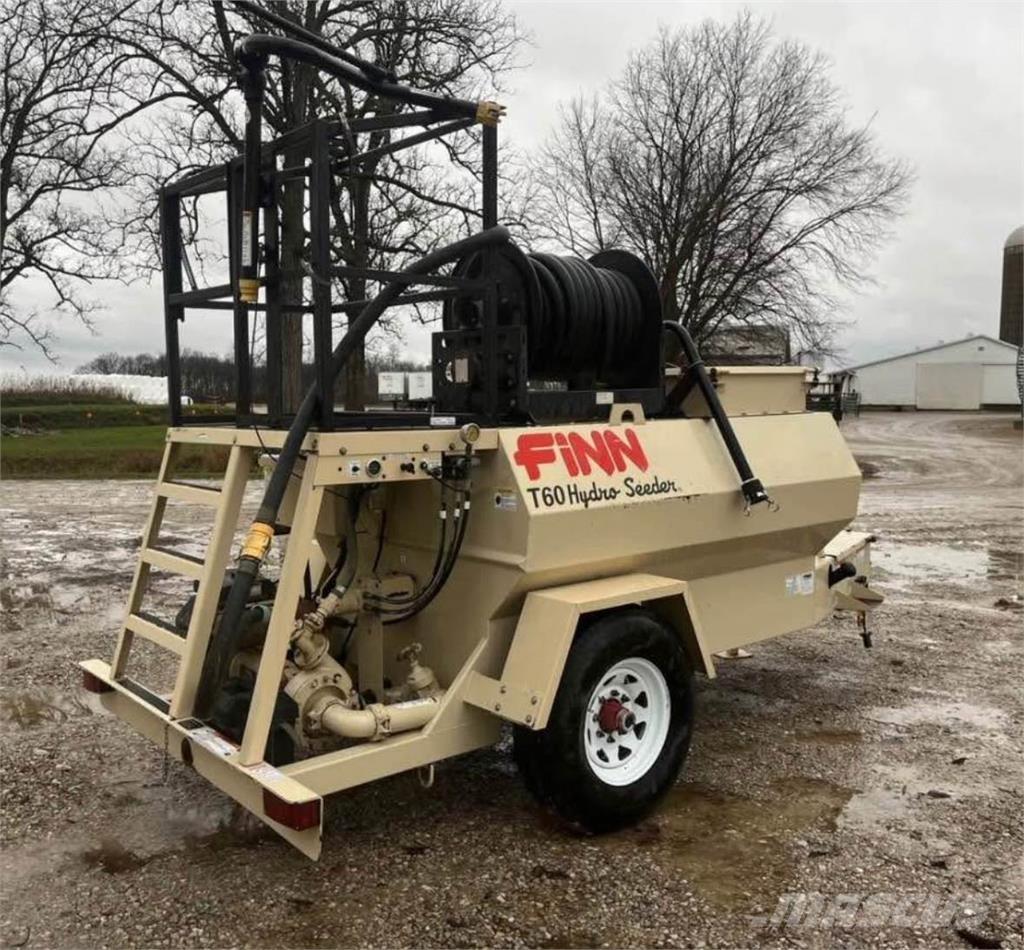 Finn T60T Tolvas receptoras, sopladoras y elevadoras