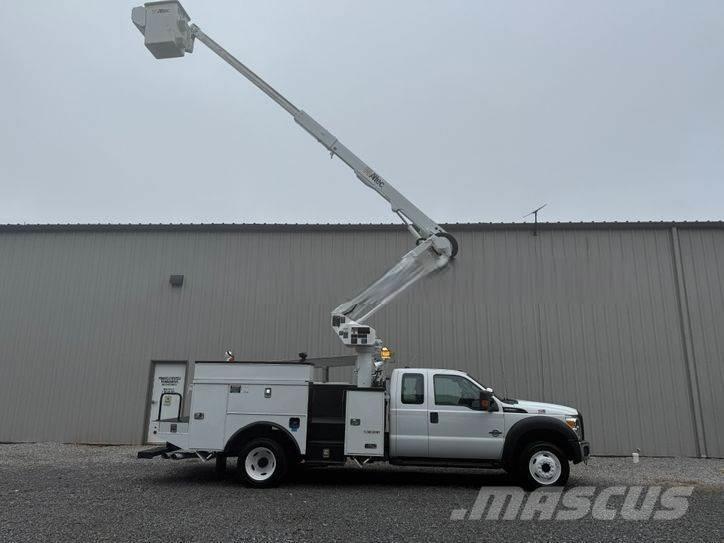 Ford F-550 Plataformas sobre camión