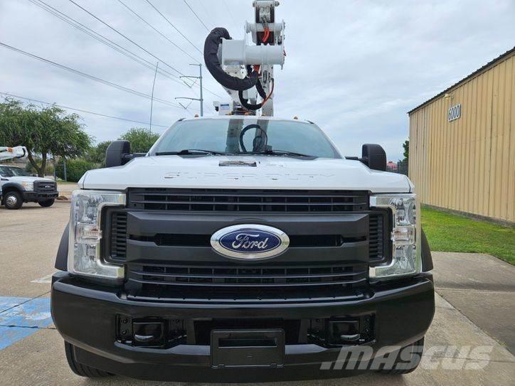 Ford F-550 Plataformas sobre camión