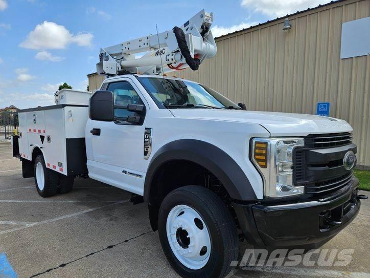 Ford F-550 Plataformas sobre camión