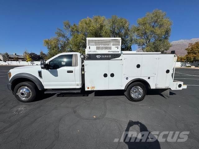 Ford F-550 Vehículos municipales multiusos