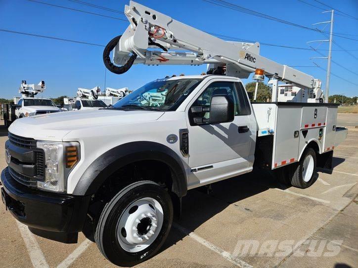Ford F-550 Plataformas sobre camión