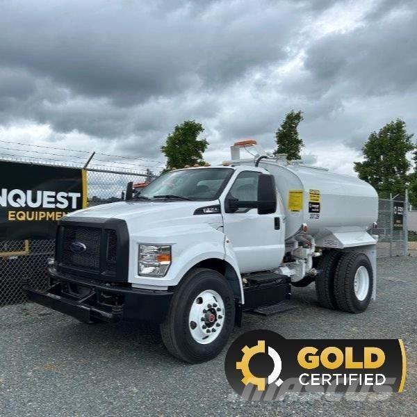 Ford F-750 Camiones cisternas