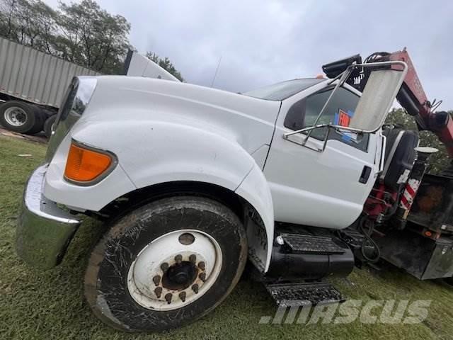 Ford F-750 Otros camiones
