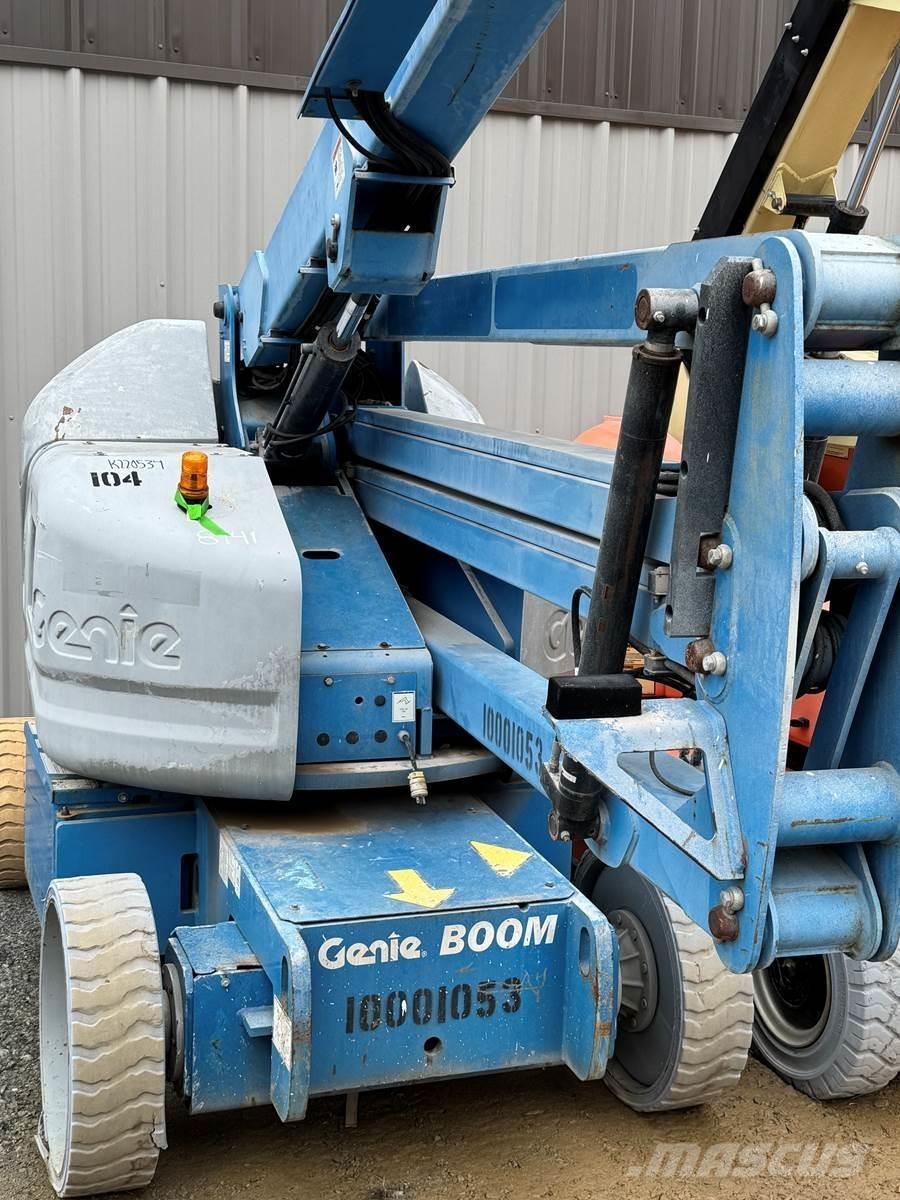 Genie Z45 Plataformas con brazo de elevación manual