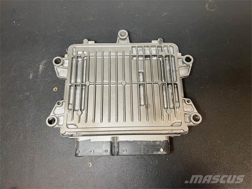 Isuzu  Componentes electrónicos