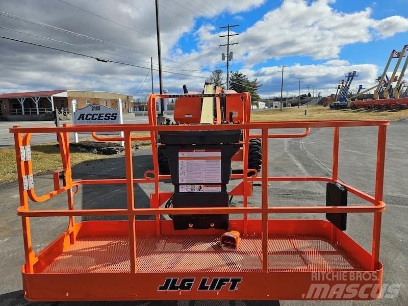 JLG 600S Plataformas con brazo de elevación telescópico