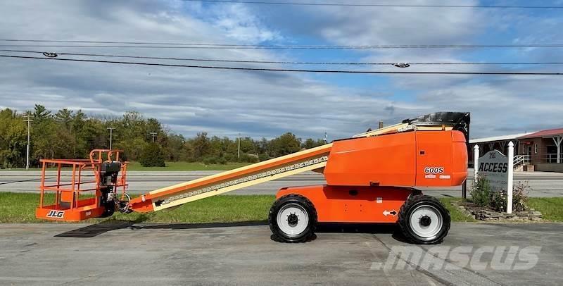 JLG 600S Plataformas con brazo de elevación telescópico