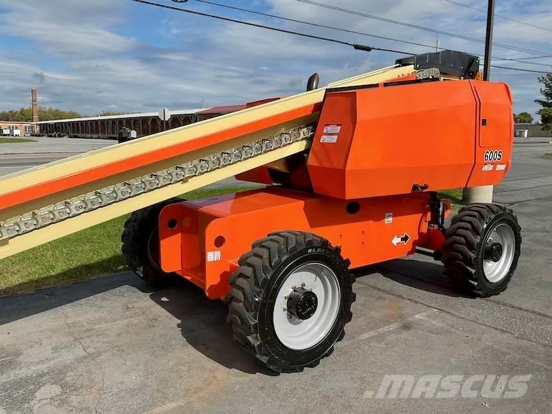 JLG 600S Plataformas con brazo de elevación telescópico