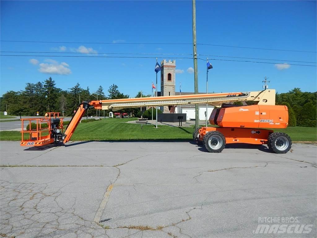 JLG 860SJ Plataformas con brazo de elevación telescópico