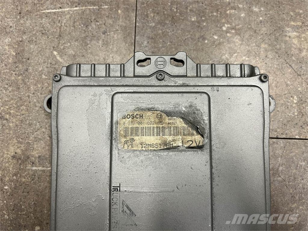 Mack  Componentes electrónicos