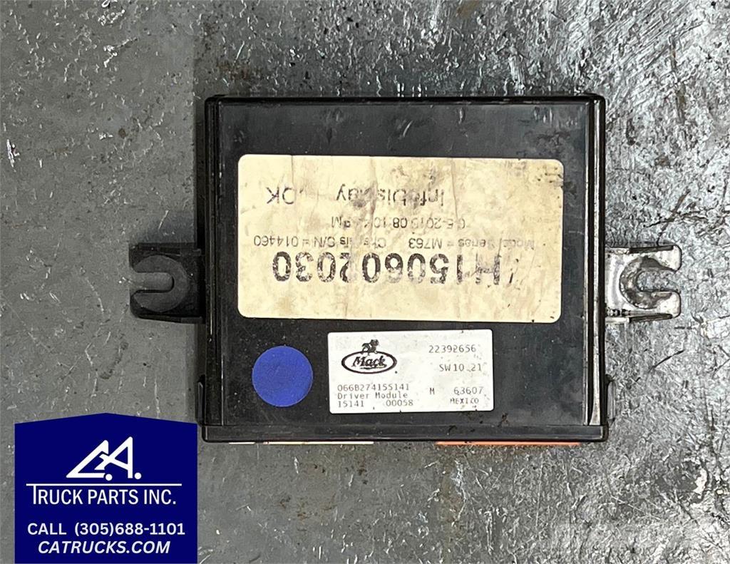 Mack  Componentes electrónicos