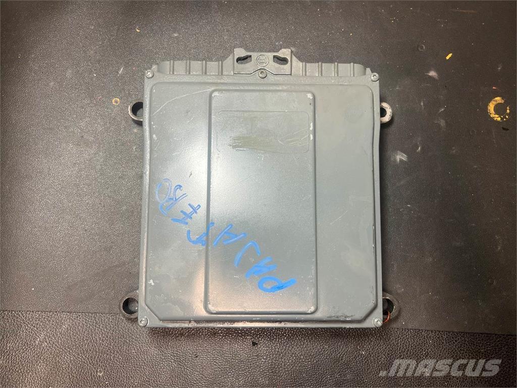 Mack  Componentes electrónicos