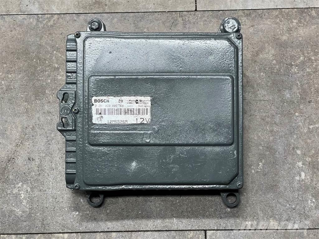 Mack AMI Componentes electrónicos