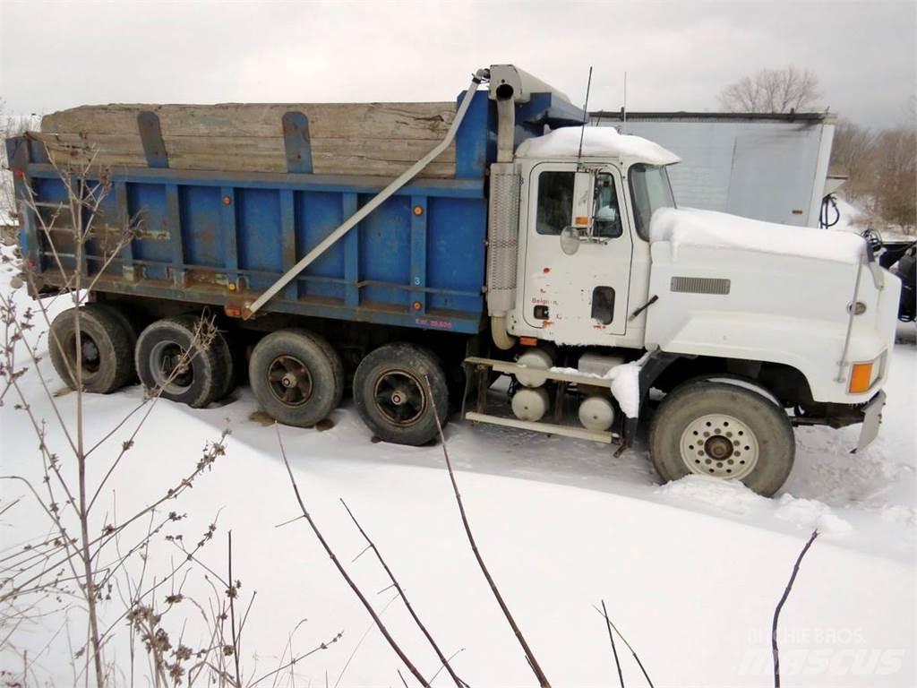 Mack CL613 Bañeras basculantes usadas