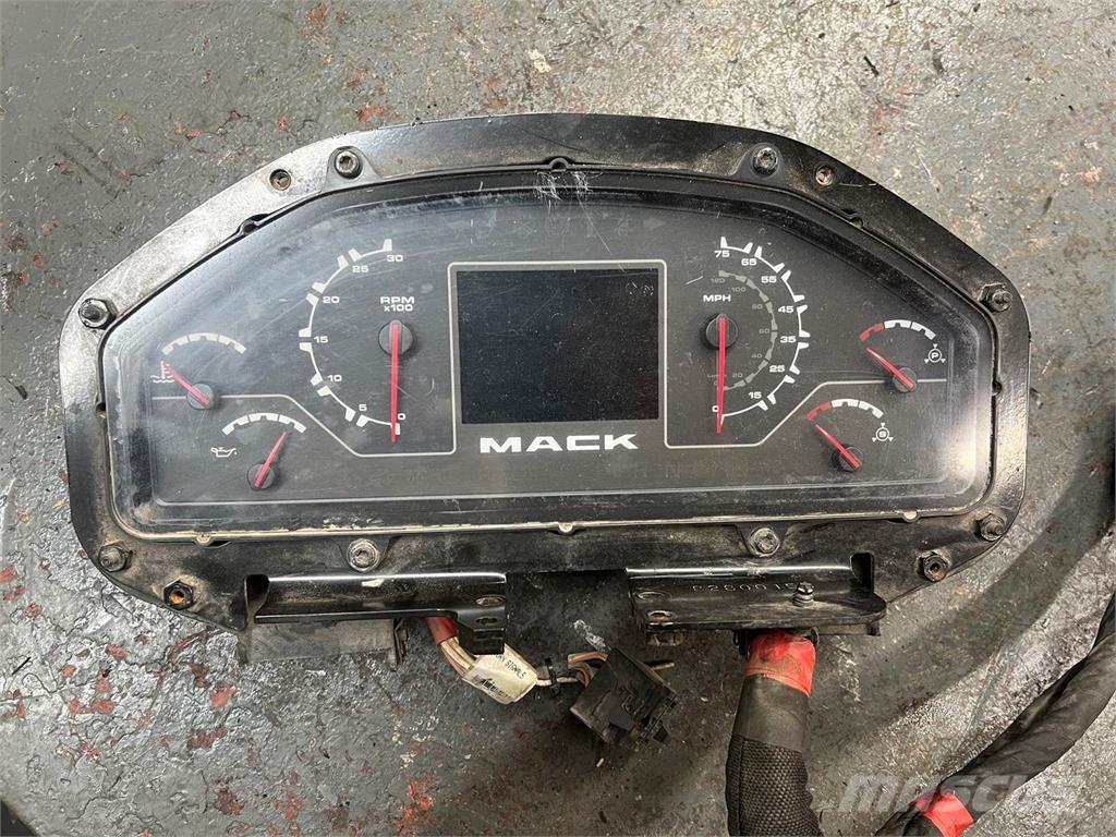 Mack LE612 Otros componentes