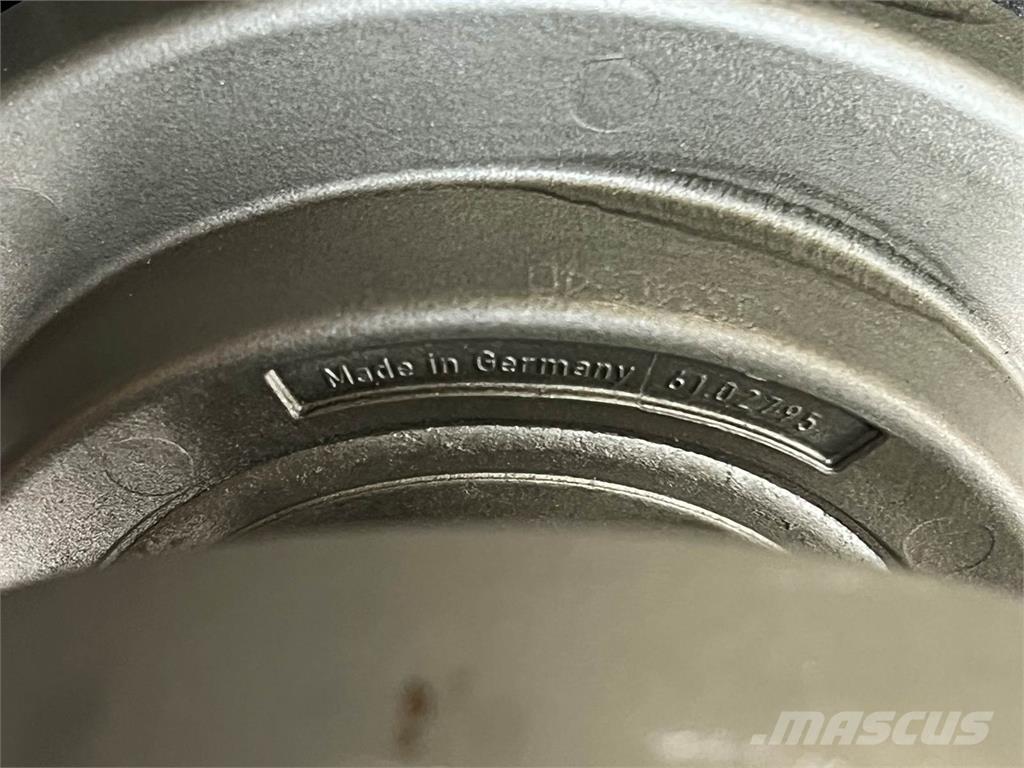 Mack MP7 Otros componentes