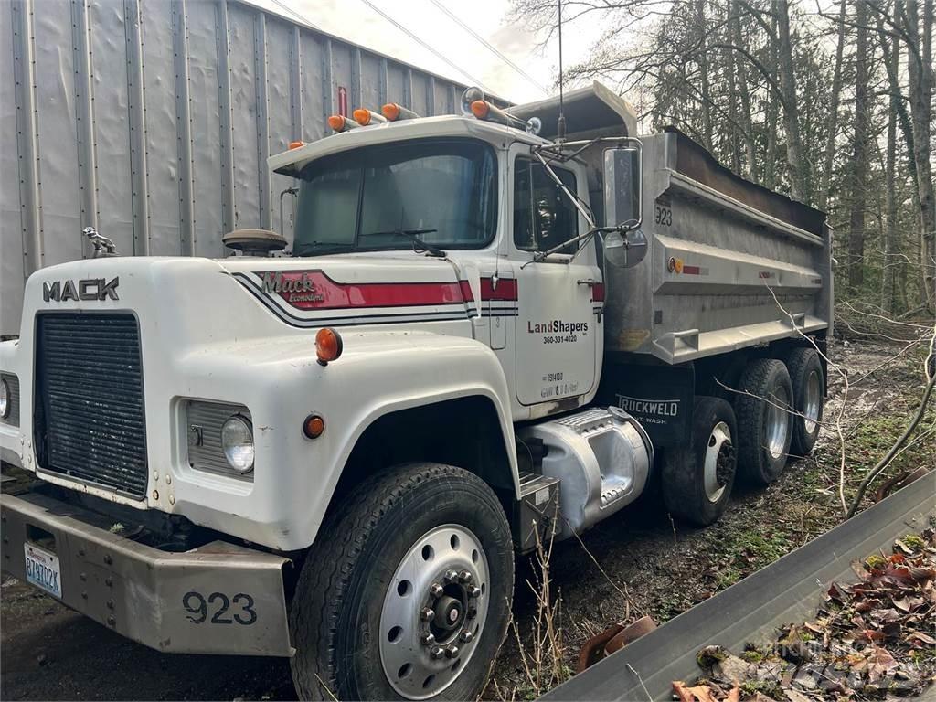 Mack RD600 Bañeras basculantes usadas