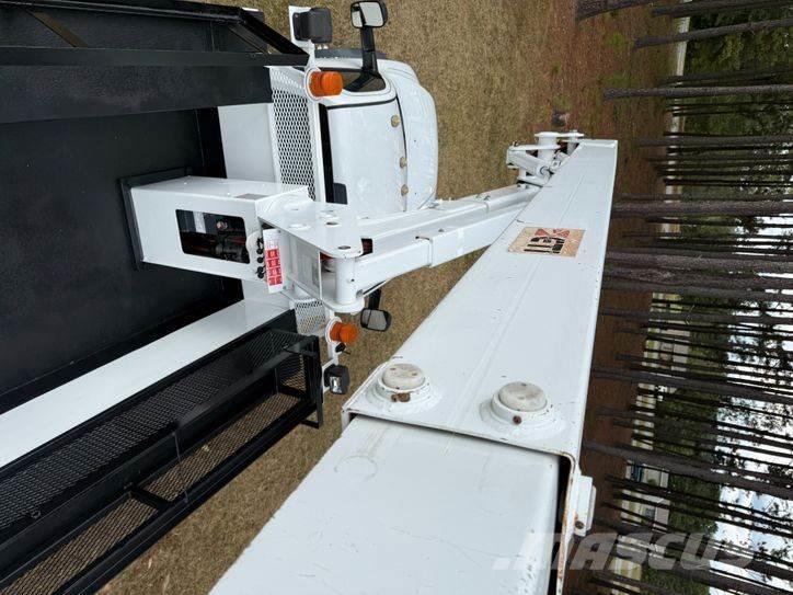 RAM 5500 Plataformas sobre camión