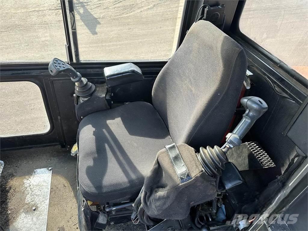  Serco 300 Cargadoras forestales