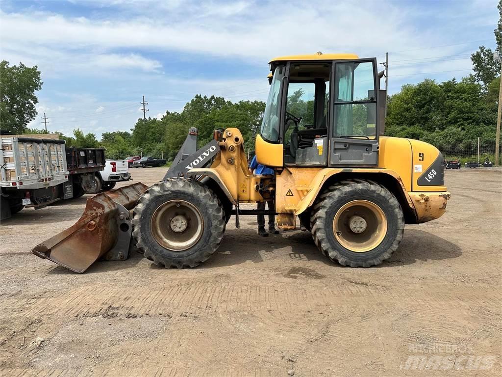 Volvo L45B Cargadoras sobre ruedas