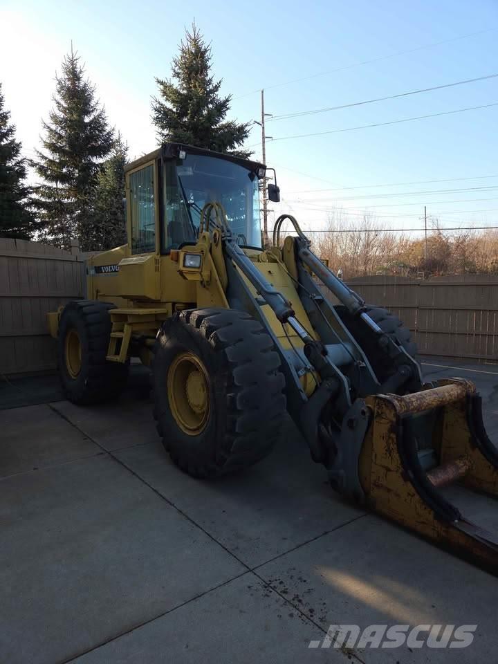 Volvo L90B Cargadoras sobre ruedas