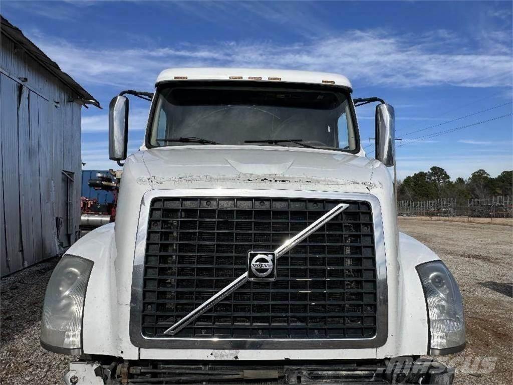 Volvo VNL Otros componentes