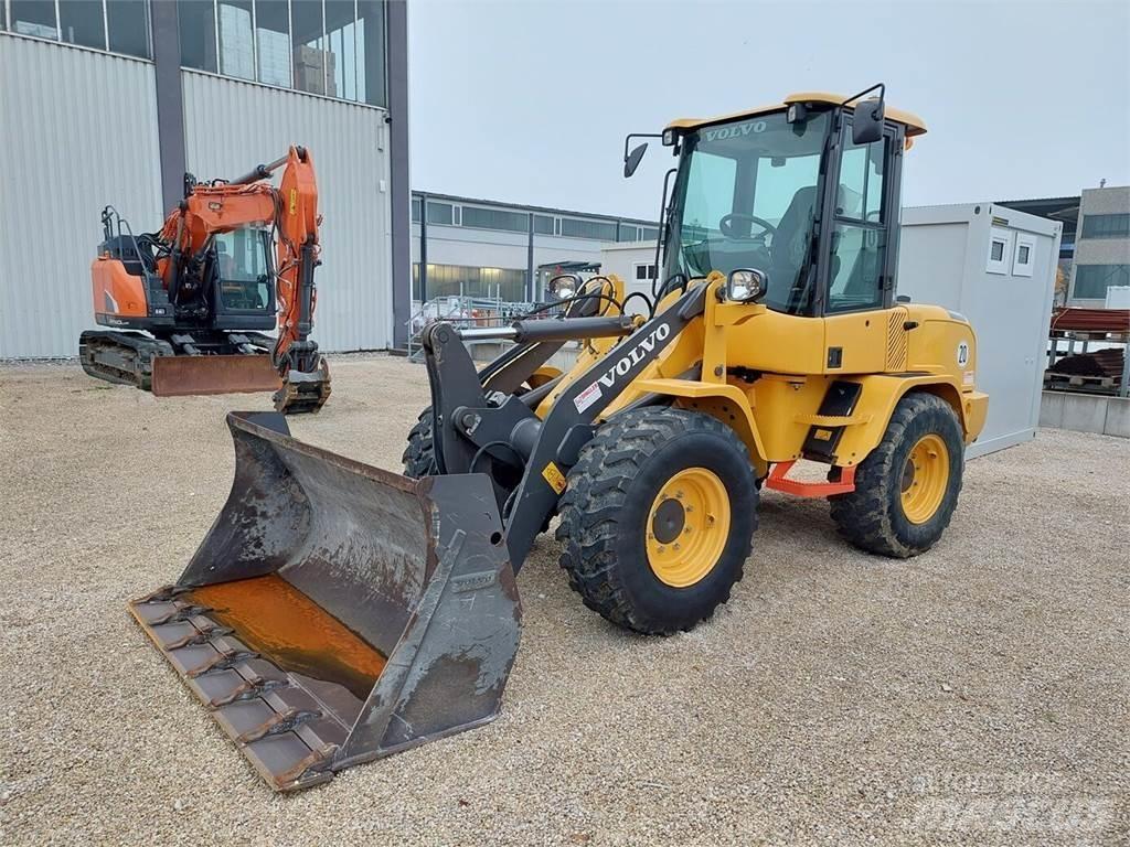 Volvo L30G Cargadoras sobre ruedas