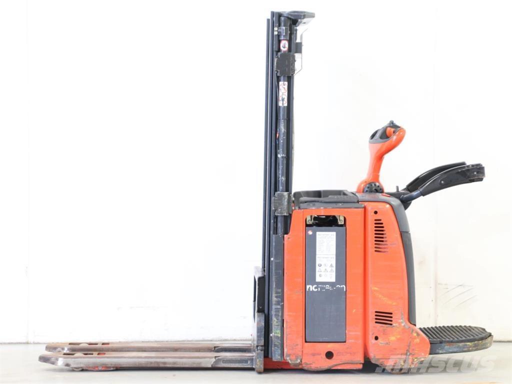 Linde D12AP/133-00 Montacargas manual