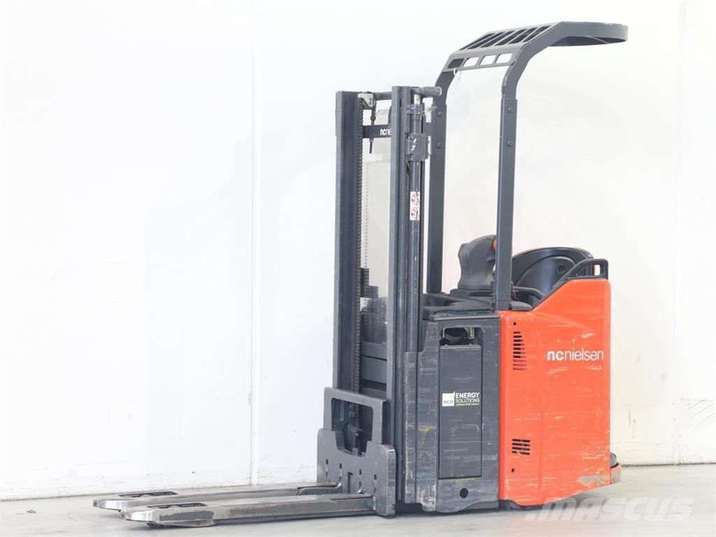 Linde D12SP/133 Montacargas manual