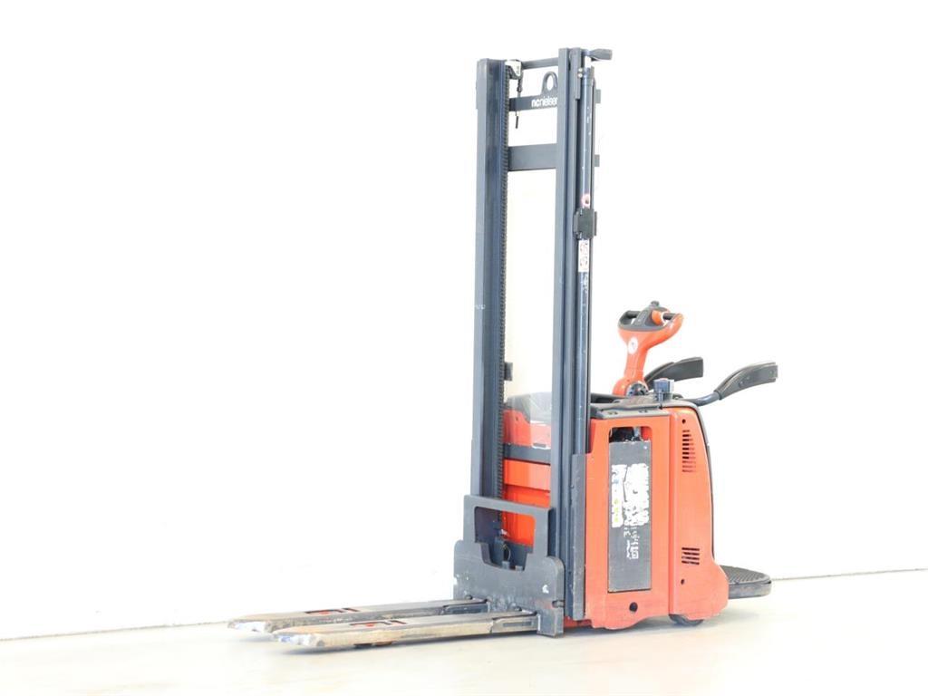 Linde L12AP/133-00 Montacargas manual