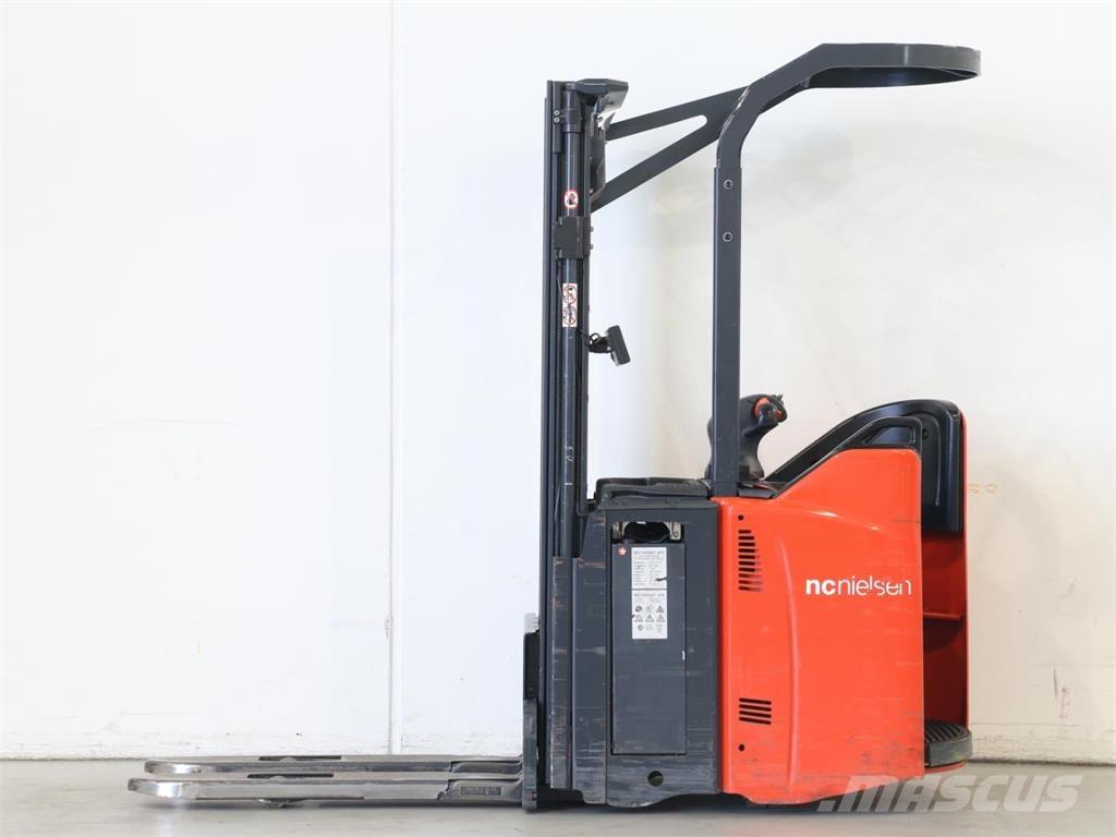 Linde L12SP/133-01 Montacargas manual