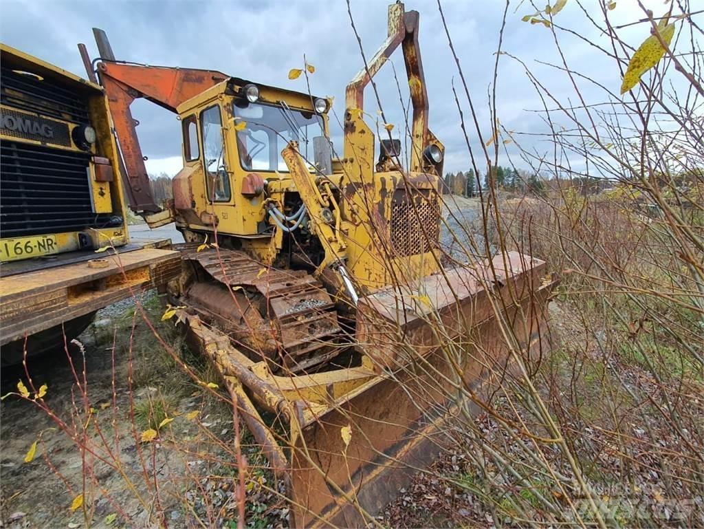 CAT D4D Buldozer sobre oruga