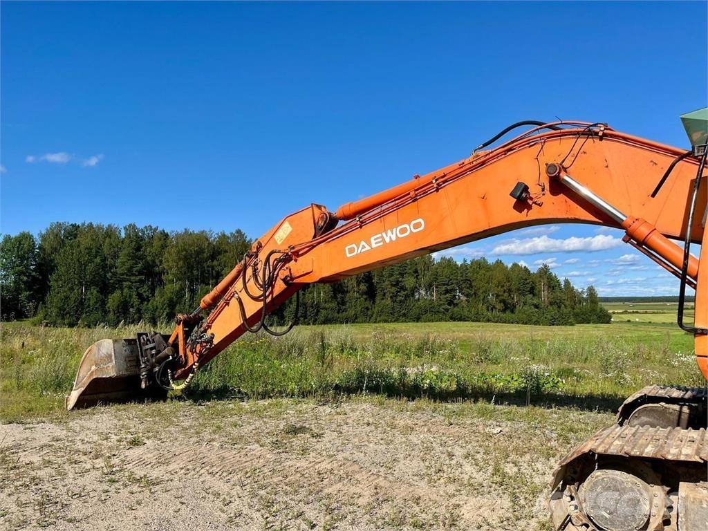 Daewoo 220LC-V Excavadoras sobre orugas