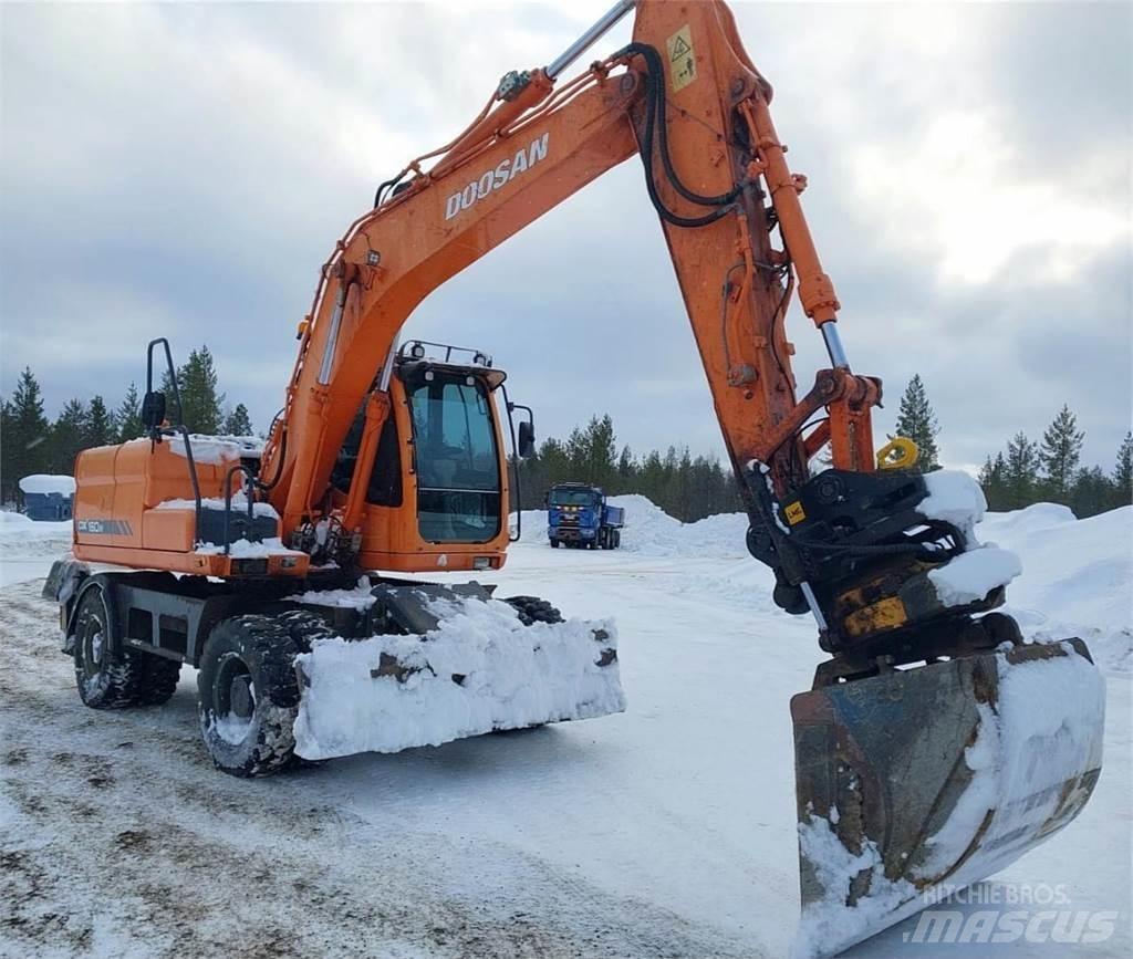 Doosan DX160W Excavadoras sobre orugas