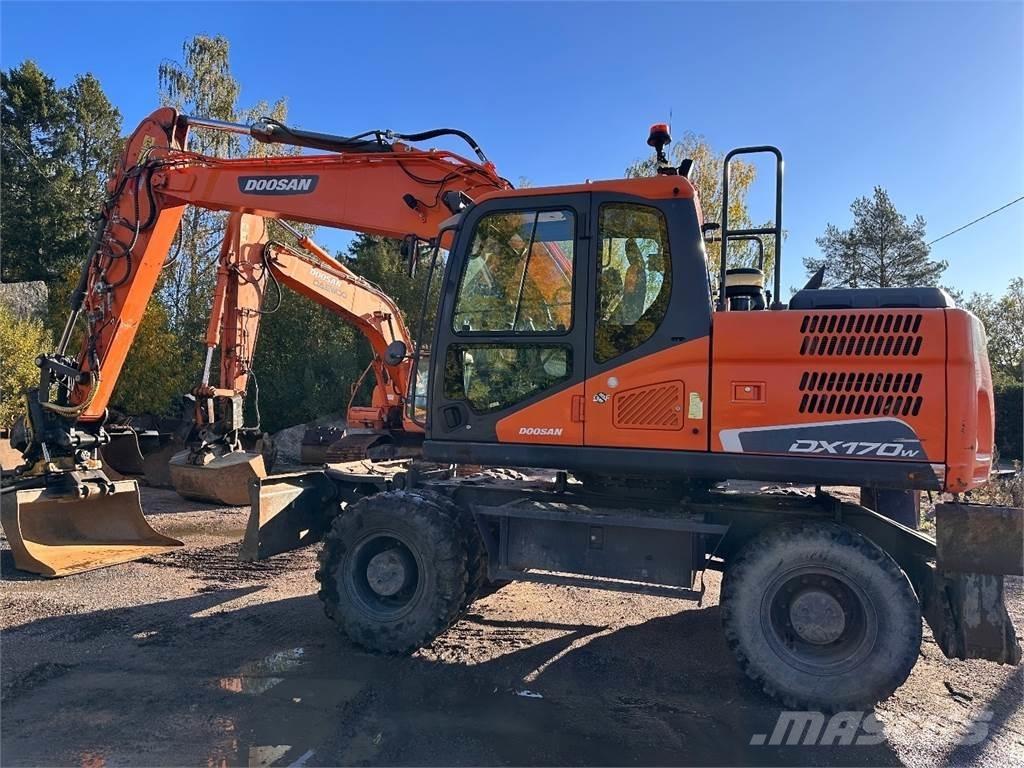 Doosan DX170W-5 Excavadoras de ruedas